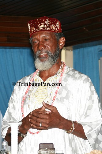 Baba Erin Folami leads the service